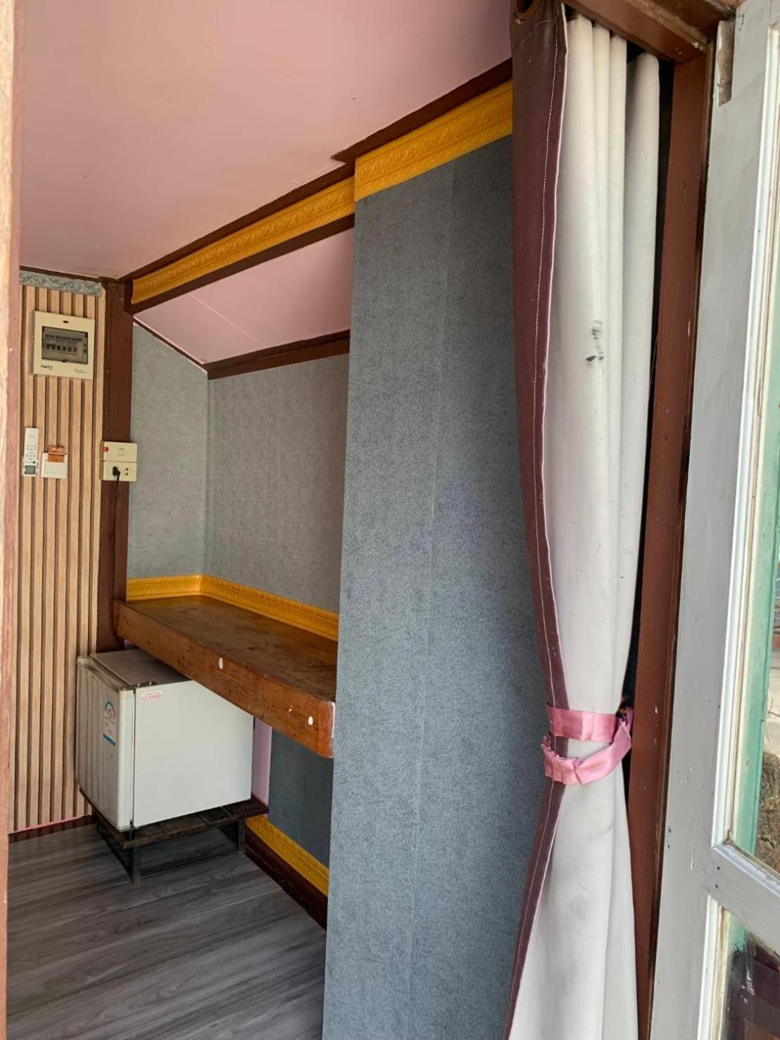 ลุงดำฮัทบีช Hotel Koh Samet Екстериор снимка
